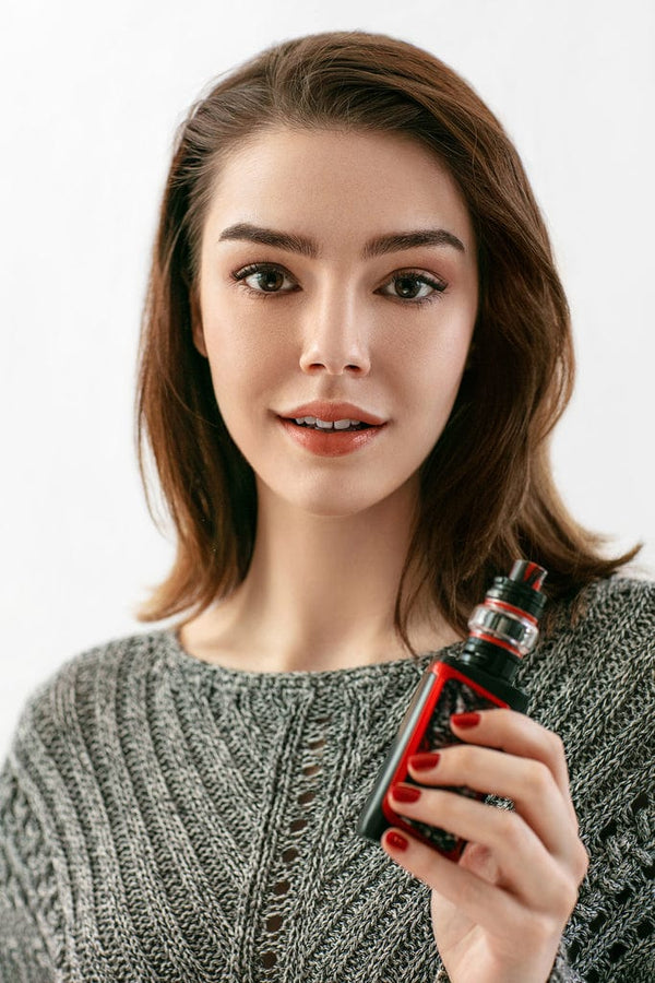 SMOK Morph 3 Starter Kit hardware with sleek design, display screen, and adjustable buttons for vaping enthusiasts.