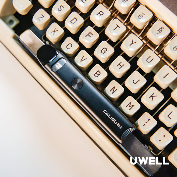 Uwell CALIBURN A3 15W pod system with sleek design and compact hardware, featuring adjustable airflow and mouthpiece.
