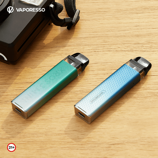 Vaporesso XROS 3 Mini Pod System vape device with sleek design and replaceable pod, compact hardware for vaping.
