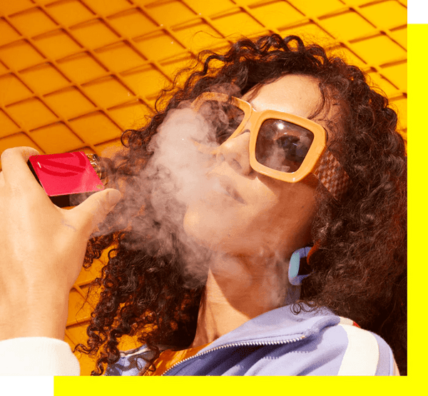 Vaporesso XROS 3 Nano Kit hardware with compact design and sleek finish, featuring a vape device and accessories.