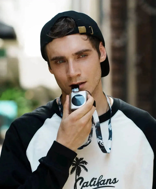 Vaporesso XROS 4 Nano 30W Pod Kit with sleek compact design and replaceable pod for vaping convenience.